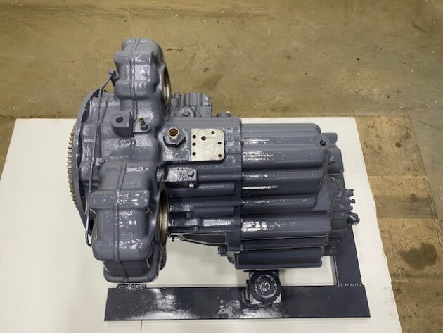 KOMATSU WA320-3 - 714-16-10111 - KTM4420 TRANSMISSION - Image 6