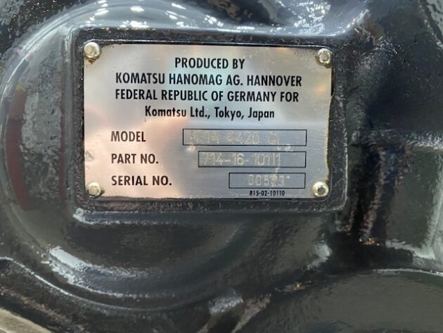 KOMATSU WA320-3 - 714-16-10111 - KTM4420 TRANSMISSION - Image 9
