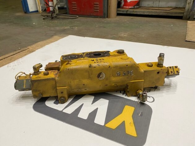 CATERPILLAR  365B-II  144-4479 - TACO DE VÁLVULAS DEL MOTOR DE GIRO - Imagen 4