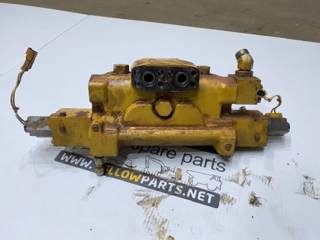 CATERPILLAR  365B-II  144-4479 - TACO DE VÁLVULAS DEL MOTOR DE GIRO - Imagen 7