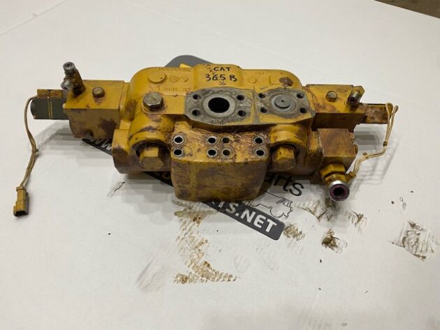 CATERPILLAR  365B-II  144-4479 - TACO DE VÁLVULAS DEL MOTOR DE GIRO