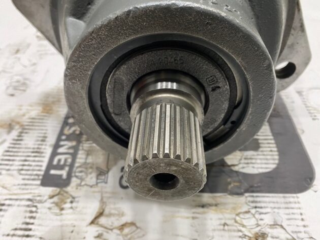 LIEBHERR  R974B LITRONIC  9275419 - MOTOR DE TRANSLACIÓN FMF250 - Imagen 7