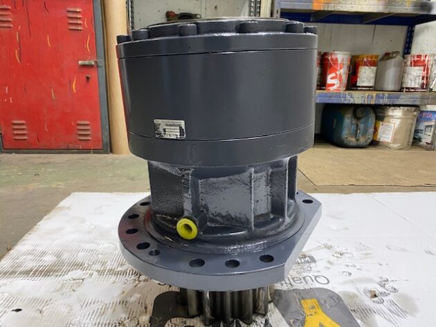 VOLVO  EC460BLC  7118-30140 - REDUCTOR DE GIRO - Imagen 5