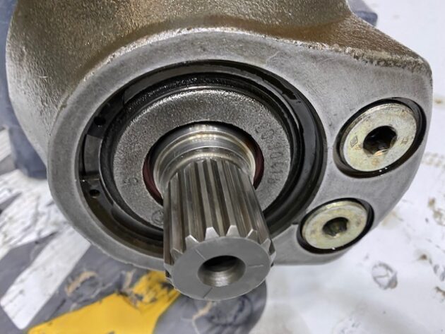 LIEBHERR  R934CHDSL LITRONIC  9073887 - MOTOR DE TRANSLACIÓN FMV100 - Imagen 8