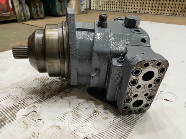 VOLVO  EC460BLC  14508165 - MOTOR DE TRANSLACIÓN - Imagen 2