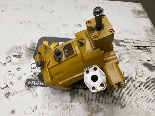 CATERPILLAR D4G - 257-9785 - TRAVEL MOTOR