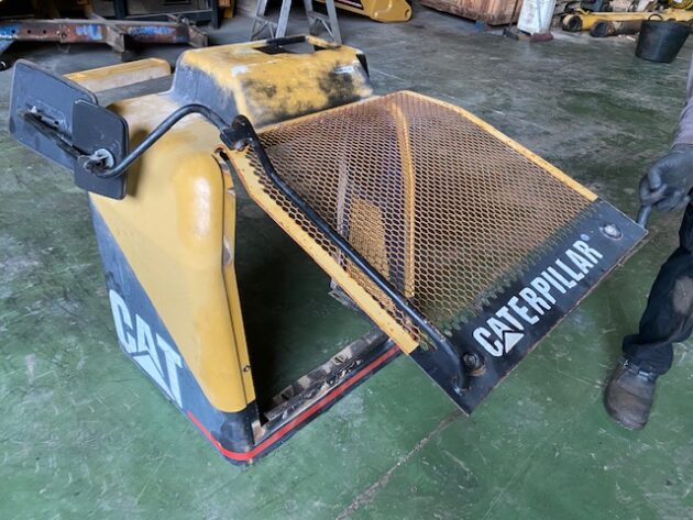 CATERPILLAR  M320  126-5251 - CALANDRA DE RADIADORES - Imagen 6
