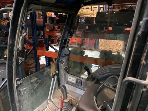 JCB  JS330  335/03322 - CABINA - Imagen 4