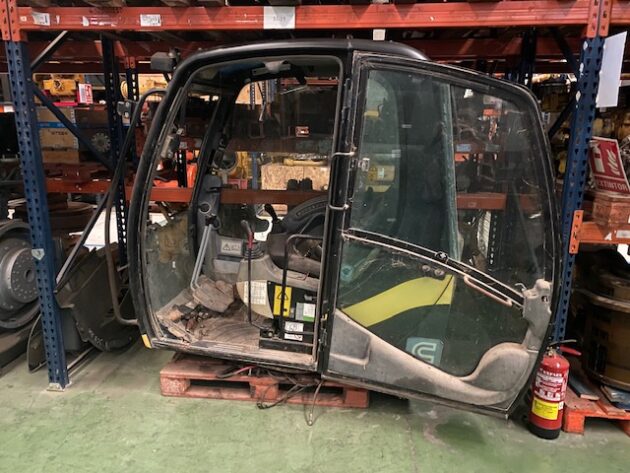 JCB  JS330  335/03322 - CABINA - Imagen 7