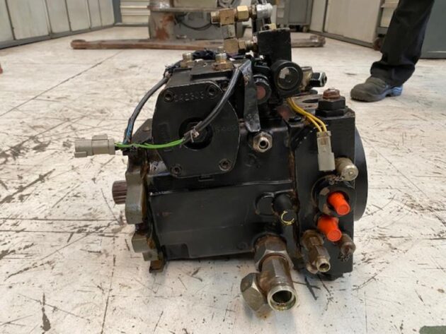 LIEBHERR  L574  5717298 - BOMBA HIDRÁULICA DE DIRECCIÓN A4VG125DA2D2/32L