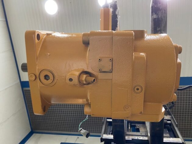 CATERPILLAR  385B  155-9206 - BOMBA DE GIRO AA11VL0260EP2 - Imagen 7