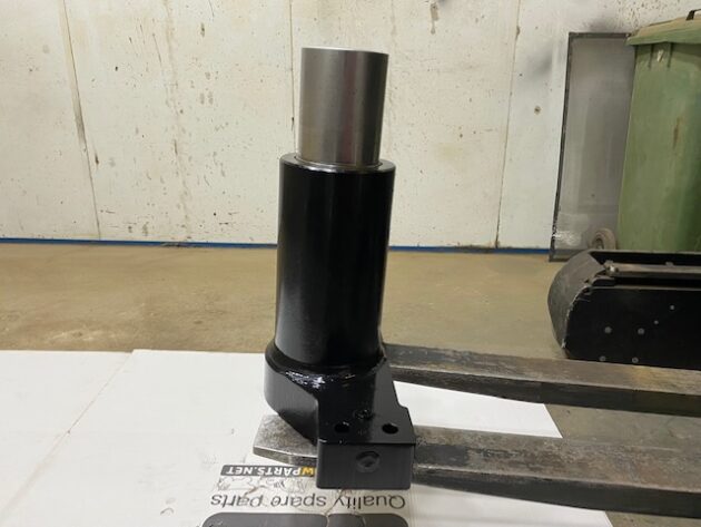 LIEBHERR  R964B LITRONIC  5613369 - TENSOR DE CADENA - Imagen 3