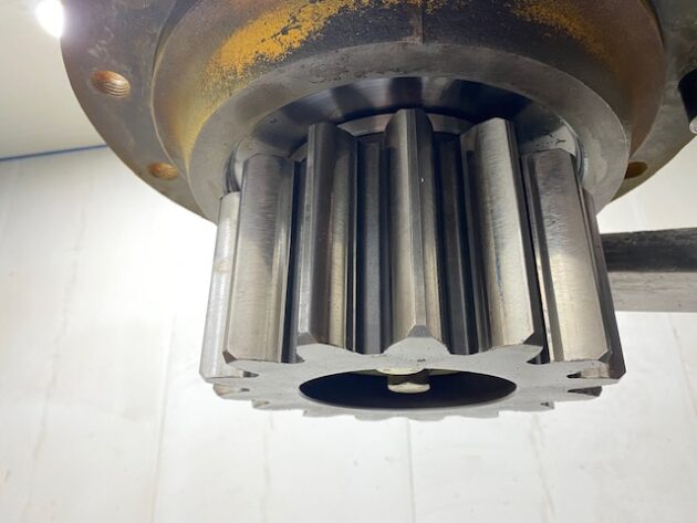 HYUNDAI  ROBEX 450LC-7   - REDUCTOR DE GIRO - Imagen 8