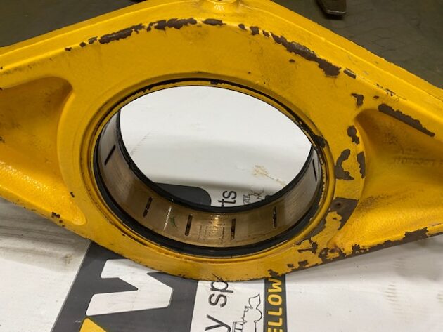 VOLVO L150E - 11075563 - FRONT TRUNNION SUPPORT REAR AXLE - Image 7