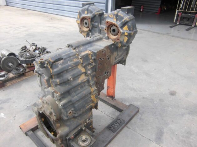 KOMATSU WA470-5 - 714-07-20000 - TRANSMISSION - Image 5