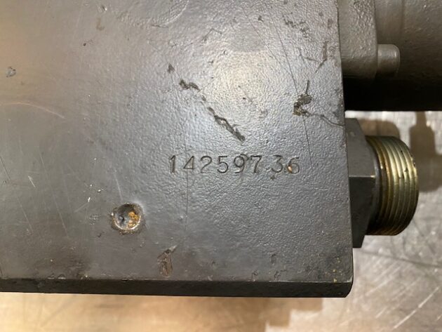 AKERMAN  EC230B  14259736 - VÁLVULA DE SOSTENIMIENTO DE BOTELLA DE ELEVACIÓN PLUMA - Imagen 7