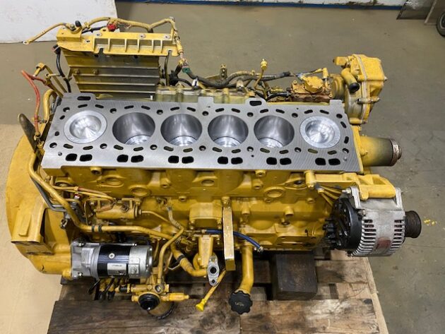CATERPILLAR  M322D  242-1350 - MOTOR TÉRMICO C6.6 SERIE C6E13110