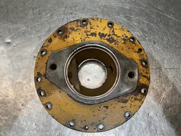 CATERPILLAR  980C  6P-6325 - ADAPTADOR DEL CONVERTIDOR - Imagen 4