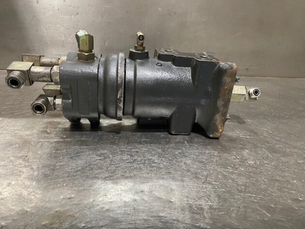 KOMATSU PC240NLC-7K - 703-08-33610 - SWIVEL - Image 2