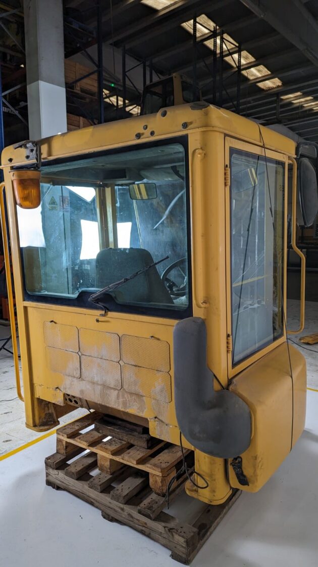 VOLVO  L180E  VOE33517 - CABINA - Imagen 6