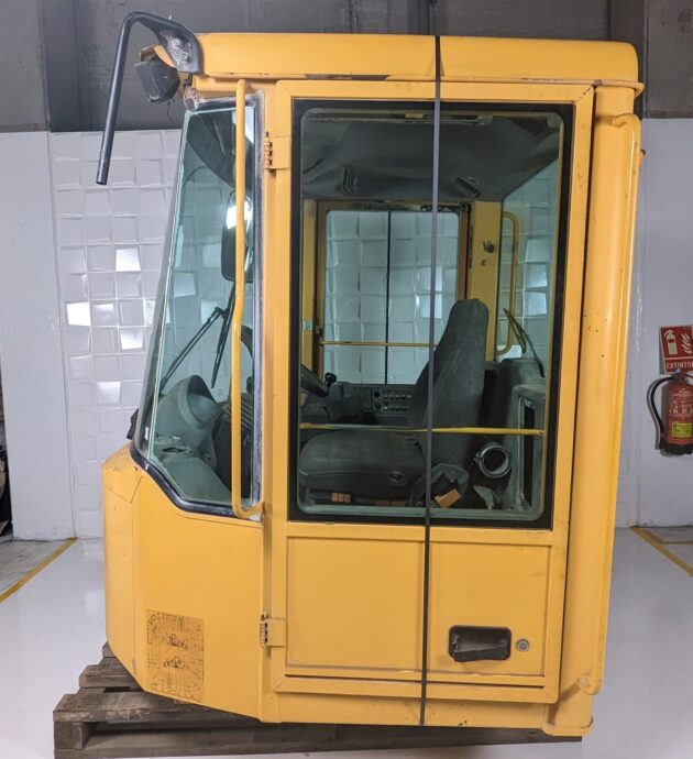 VOLVO  L180E  VOE33517 - CABINA
