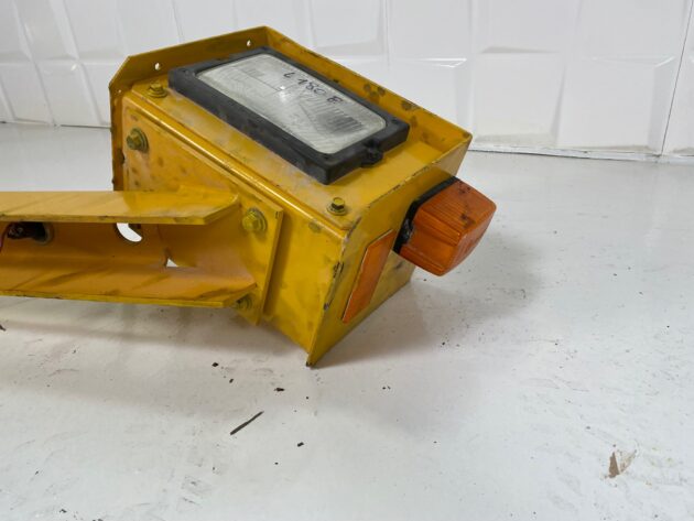 VOLVO  L180E   - FARO DELANTERO IZQUIERDO CON SOPORTE - Imagen 4