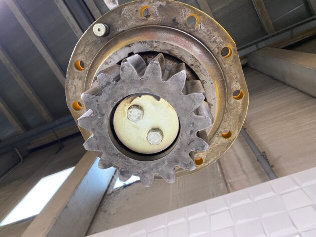 HYUNDAI ROBEX 450LC-7 -  - SWING GEAR - Image 4