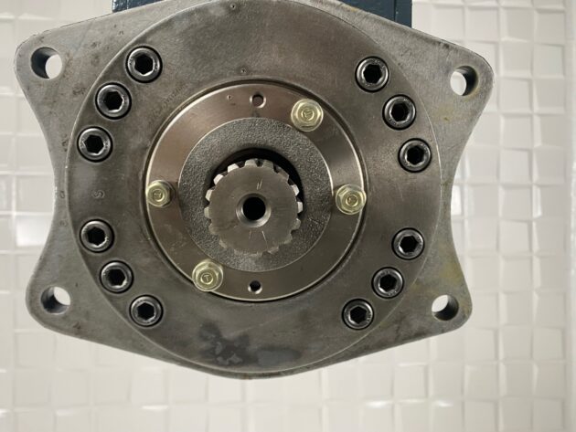 KOMATSU PC750SE-6K - 708-2L-00620 - MAIN HYDRAULIC PUMP - Image 8