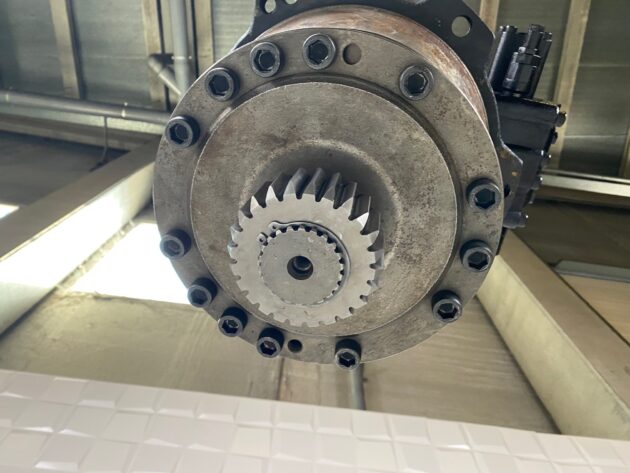 CATERPILLAR  375ME  7Y-4246 / 156-0761 - MOTOR DE TRANSLACIÓN - Imagen 7