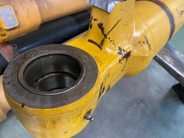 KOMATSU  PC240NLC-7K   707-01-0A420 - BOTELLA DE CAZO - Imagen 3