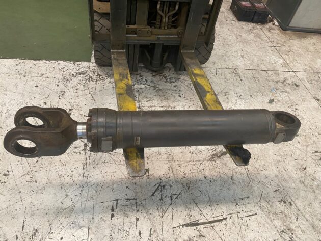 VOLVO  L180E  11107862 - BOTELLA DE ELEVACIÓN PALA