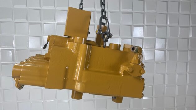 CATERPILLAR  345C  259-7779 - DISTRIBUIDOR DE 5 CARRETES - Imagen 3