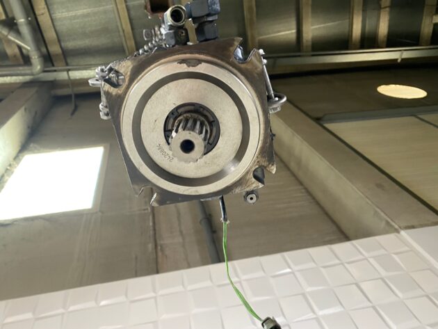 LIEBHERR  R974BHD LITRONIC  10001108 - BOMBA DEL VENTILADOR - Imagen 6