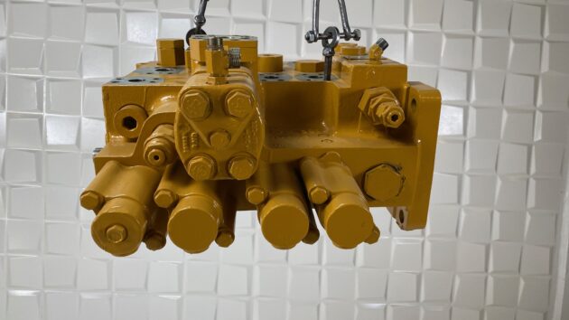 CATERPILLAR  345C  259-7713 - DISTRIBUIDOR DE 4 CARRETES