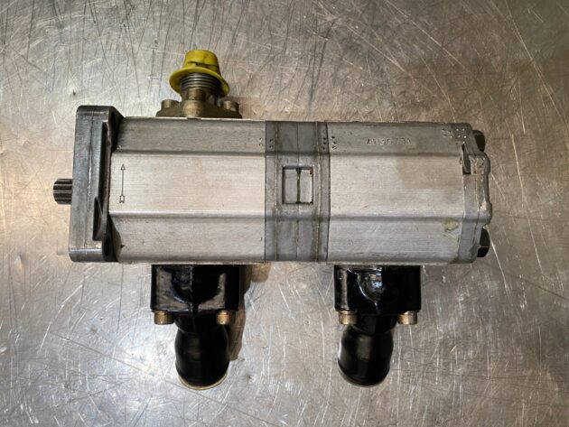 FIAT HITACHI  D180  76076813 - BOMBA DE SERVICIOS - Imagen 7