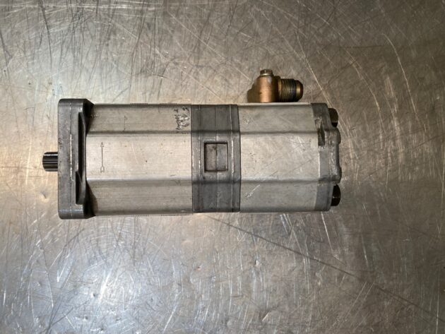 FIAT HITACHI  D180  76076814 - BOMBA DE SERVICIOS - Imagen 7