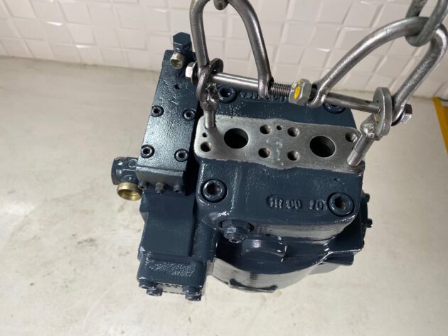LIEBHERR A904 - 9886614 - TRAVEL MOTOR LMV100 - Image 6