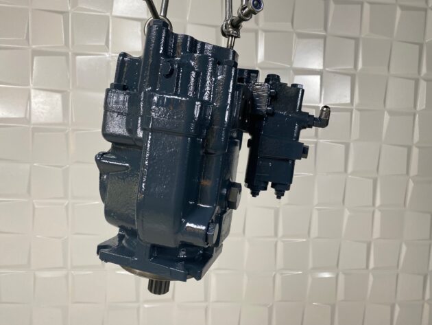 VOLVO  L50C  11003810 - BOMBA HIDRÁULICA PRINCIPAL