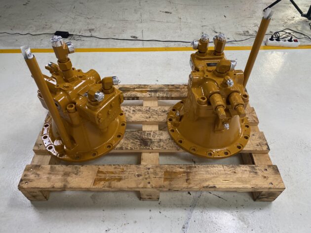 CATERPILLAR  345BL  137-3717  - MOTOR DE GIRO M2X120B - Imagen 4