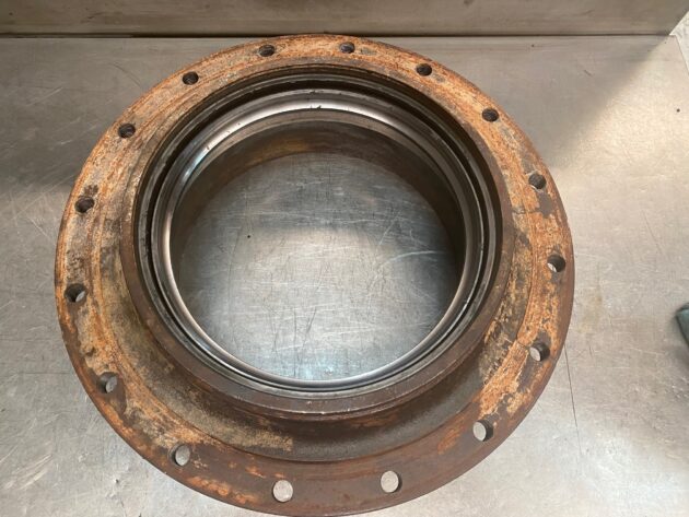 CATERPILLAR  330CL  199-4580 - CARCASA DE MANDO FINAL - Imagen 3
