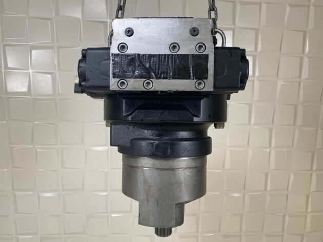 CATERPILLAR  374D  228-3238 - MOTOR DE TRANSLACIÓN - Imagen 3