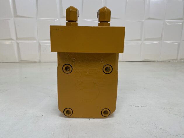 CATERPILLAR  365B-II  209-6058 - MOTOR DEL VENTILADOR LA10FM63/52W - Imagen 3