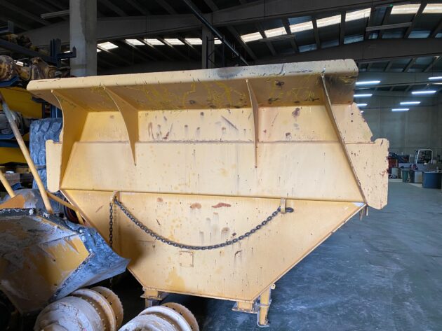VOLVO  A40D  11194729 / 11195077 - CAJA DE CARGA - Imagen 3