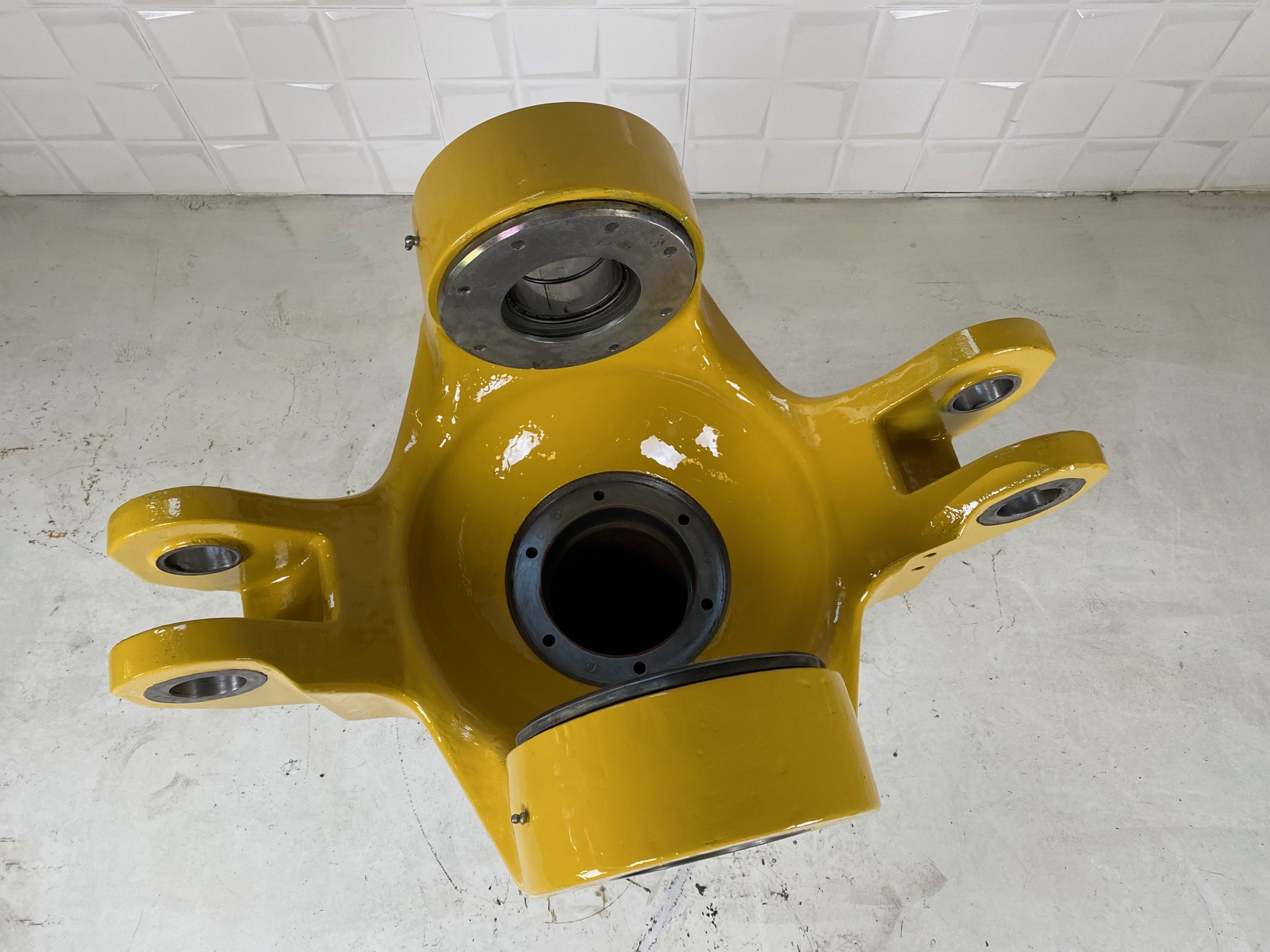 VOLVO A40D - 11193685 - CENTRAL JOINT YOKE - Image 6