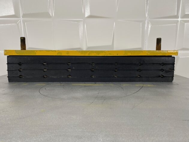VOLVO  A40D  11118038 - SILENTBLOCK TOPE DE CAJA - Imagen 2
