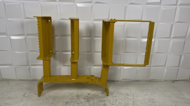 VOLVO  A40D  11192022 / 11064676 - ESCALERA DERECHA - Imagen 4