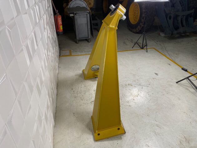 VOLVO  A40D  11119572 - SOPORTE TRASERO DE CAJA - Imagen 5