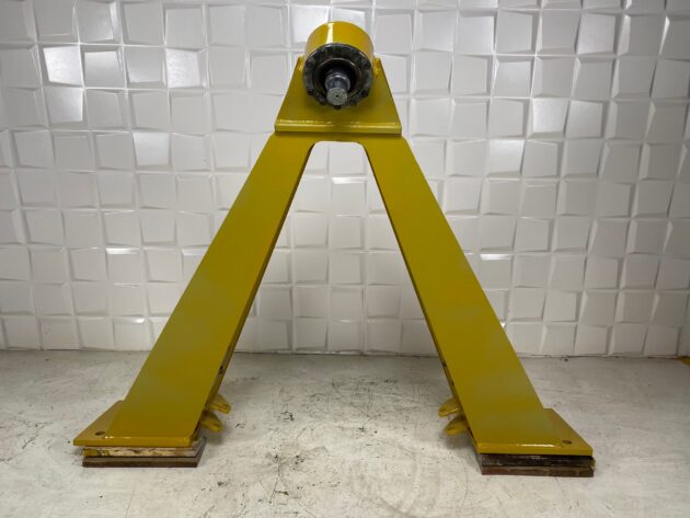 VOLVO  A40D  11119572 - SOPORTE TRASERO DE CAJA