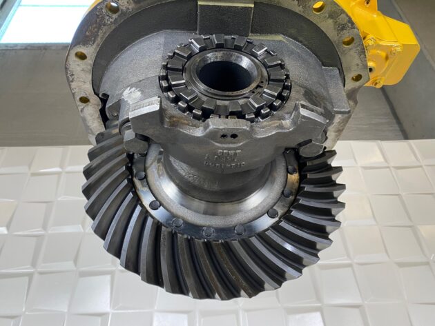 VOLVO  A40D  11102620 - DIFERENCIAL INTERMEDIARIO - Imagen 8