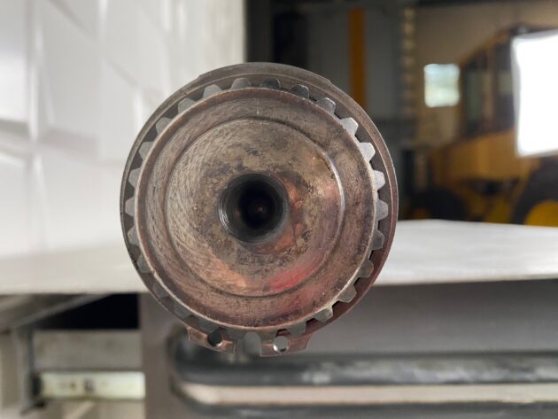 VOLVO  A40D  11102558 - PALIER TRASERO IZQUIERDO SIN BLOQUEO - Imagen 3